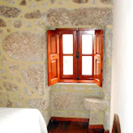 House With 2 Bedrooms In Gouveia With Wonderful Mountain View And Terrace 25 Km From The Slopes